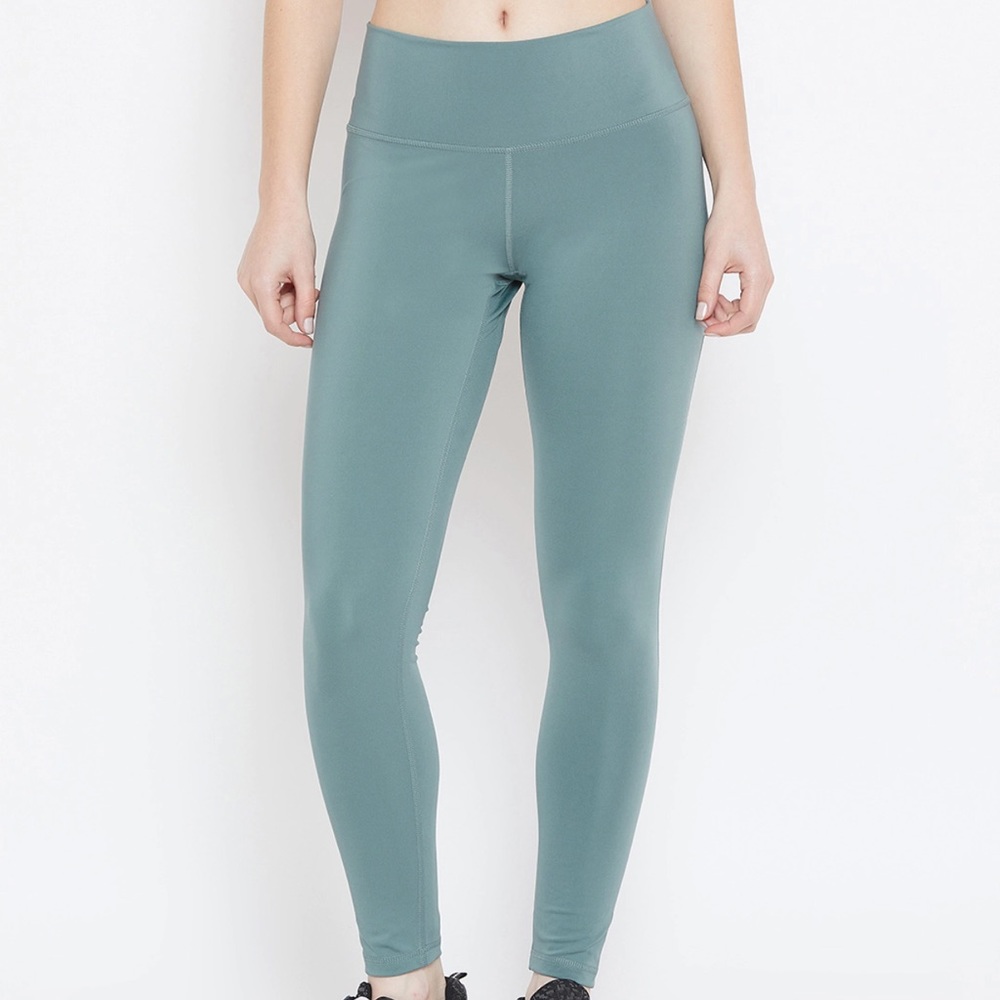 Adidas Logo Leggings size small